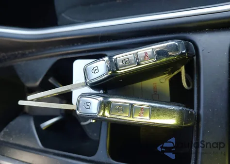 2022 Kia Sorento Lx from USA, damaged, VIN 5XYRGDLC2NG149558